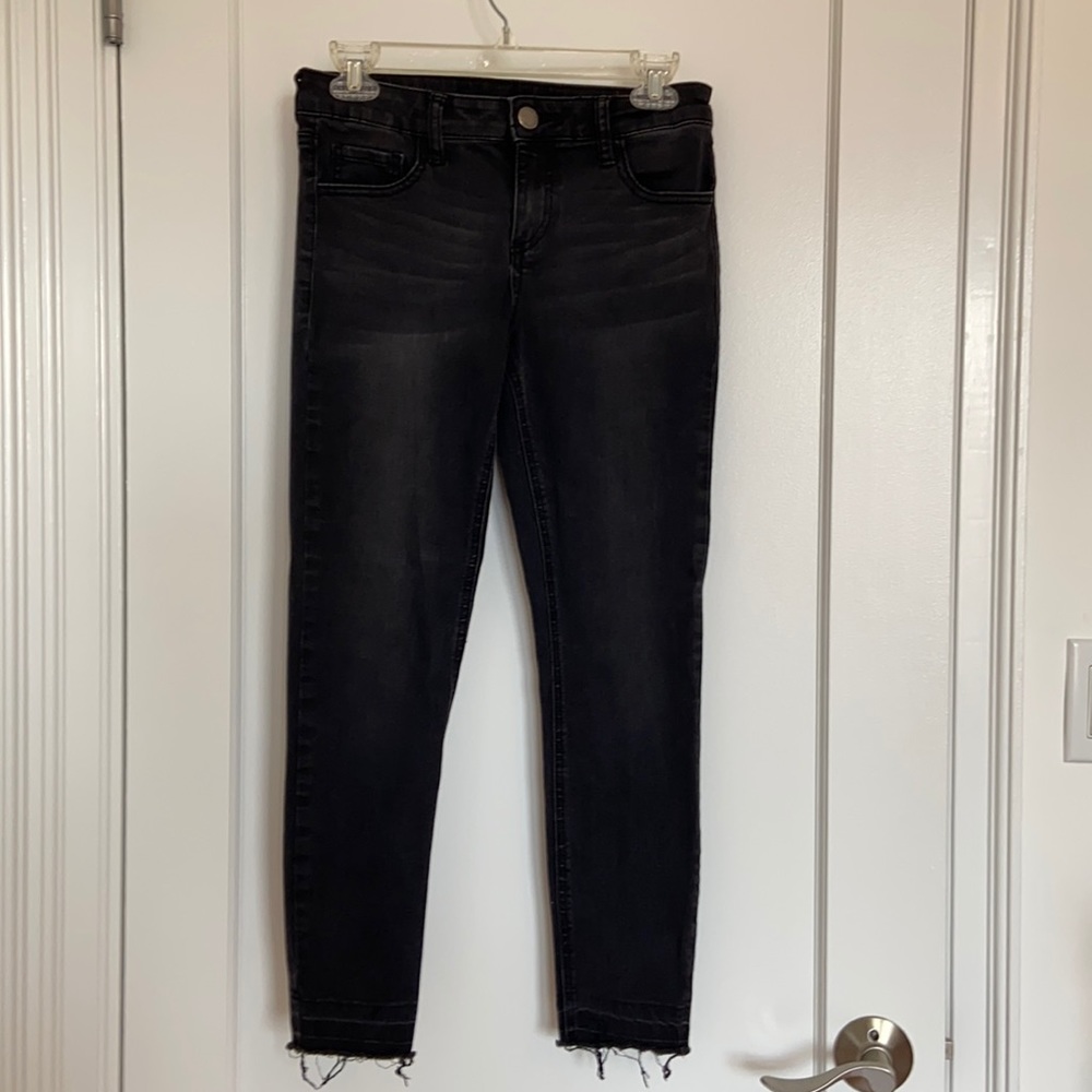 Black Ankle-Length Jeans